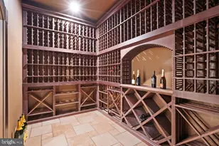 1039 Aziza Ct, Great Falls, VA 22066 - Photo 23