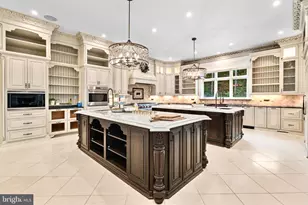 1039 Aziza Ct, Great Falls, VA 22066 - Photo 11