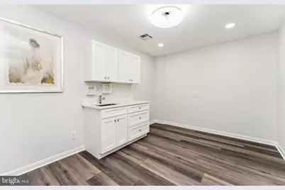 1144 Walker Road #UNIT F, Great Falls, VA 22066 - Photo 15