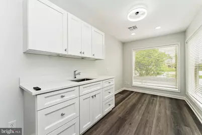 1144 Walker Road #UNIT F, Great Falls, VA 22066 - Photo 17