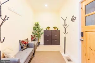 7313 Byrneley Ln, Annandale, VA 22003 - Photo 7