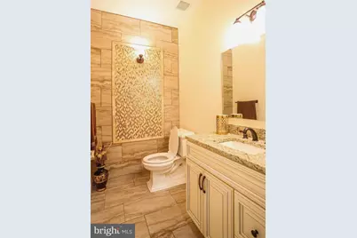 7313 Byrneley Lane, Annandale, VA 22003 - Photo 5