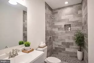 7313 Byrneley Ln, Annandale, VA 22003 - Photo 31