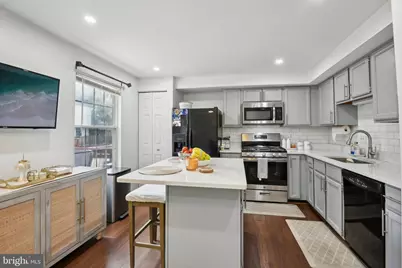 14617 Woodspring Court, Centreville, VA 20120 - Photo 11