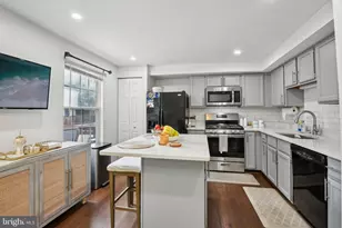 14617 Woodspring Ct, Centreville, VA 20120 - Photo 11