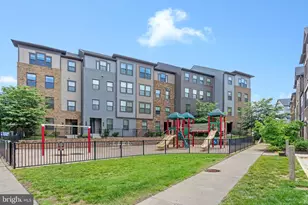 13240 Lake Woodland Way, Herndon, VA 20171 - Photo 43