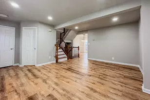 6337 Littlefield Ct, Centreville, VA 20121 - Photo 3