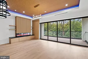 1205 Crest Ln, McLean, VA 22101 - Photo 19