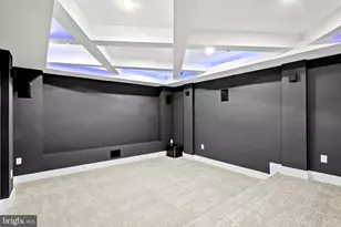 1205 Crest Ln, McLean, VA 22101 - Photo 47