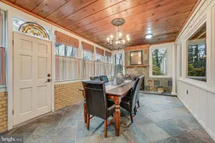 8536 Aponi Rd, Vienna, VA 22180 - Photo 7