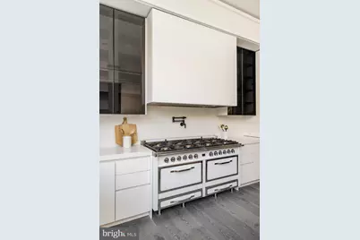 1102 Chain Bridge Road, McLean, VA 22101 - Photo 19