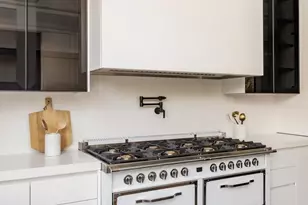 1102 Chain Bridge Rd, McLean, VA 22101 - Photo 19