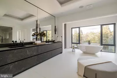 1102 Chain Bridge Road, McLean, VA 22101 - Photo 33