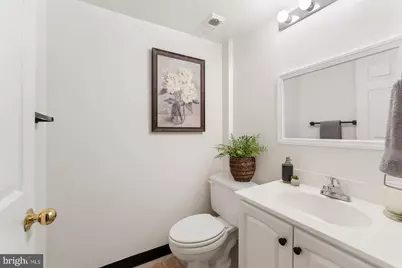 3800 Powell Lane #519, Falls Church, VA 22041 - Photo 9