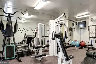 3800 Powell Ln, Falls Church, VA 22041 - Photo 17