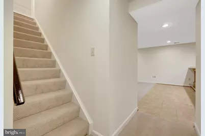 933 Holly Creek Drive, Great Falls, VA 22066 - Photo 39