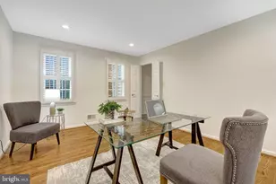 933 Holly Creek Dr, Great Falls, VA 22066 - Photo 11