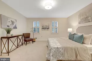 933 Holly Creek Dr, Great Falls, VA 22066 - Photo 27