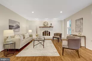 933 Holly Creek Dr, Great Falls, VA 22066 - Photo 19