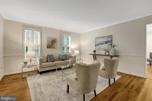 933 Holly Creek Dr, Great Falls, VA 22066 - Photo 9