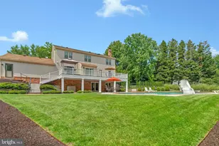 933 Holly Creek Dr, Great Falls, VA 22066 - Photo 49