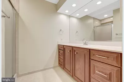 933 Holly Creek Drive, Great Falls, VA 22066 - Photo 47