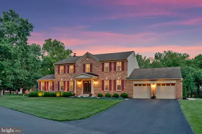 933 Holly Creek Drive, Great Falls, VA 22066 - Photo 3