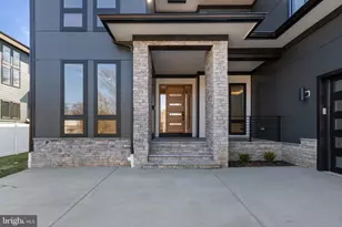 4017 Woodland Rd, Annandale, VA 22003 - Photo 3