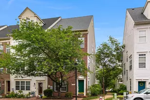 5454 Patuxent Knl Pl, Alexandria, VA 22312 - Photo 1