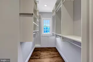 860 Nicholas Run Dr, Great Falls, VA 22066 - Photo 101