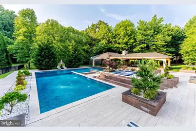 860 Nicholas Run Drive, Great Falls, VA 22066 - Photo 17