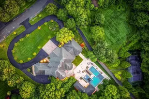 860 Nicholas Run Dr, Great Falls, VA 22066 - Photo 3