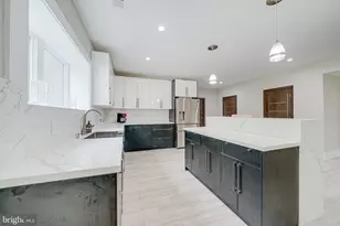 9908 Blake Ln, Oakton, VA 22124 - Photo 59