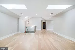 9908 Blake Ln, Oakton, VA 22124 - Photo 53