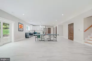 9908 Blake Ln, Oakton, VA 22124 - Photo 61