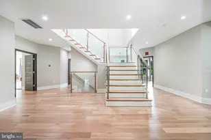 9908 Blake Ln, Oakton, VA 22124 - Photo 43