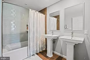 8633 Janet Ln, Vienna, VA 22180 - Photo 35