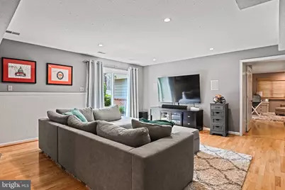 8633 Janet Lane, Vienna, VA 22180 - Photo 17