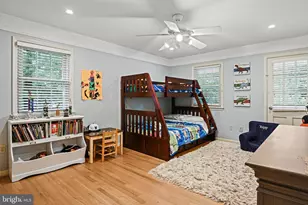 8633 Janet Ln, Vienna, VA 22180 - Photo 29