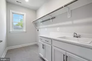 2221 Orchid Dr, Falls Church, VA 22046 - Photo 47