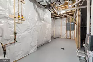 2221 Orchid Dr, Falls Church, VA 22046 - Photo 65