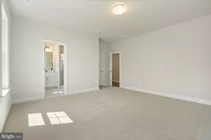 2221 Orchid Dr, Falls Church, VA 22046 - Photo 49