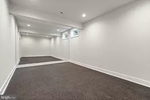 2221 Orchid Dr, Falls Church, VA 22046 - Photo 61