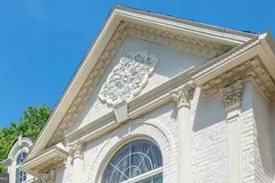 423 Seneca Rd, Great Falls, VA 22066 - Photo 3