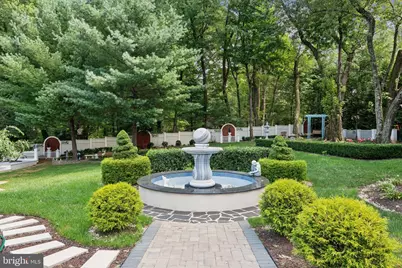 423 Seneca Road, Great Falls, VA 22066 - Photo 47