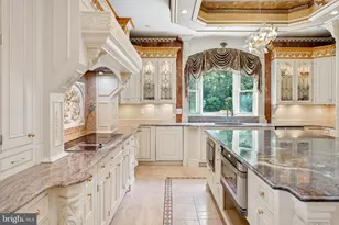 423 Seneca Rd, Great Falls, VA 22066 - Photo 13