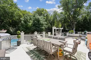 423 Seneca Rd, Great Falls, VA 22066 - Photo 41