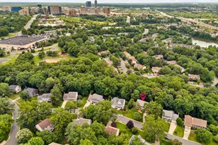 11909 Winstead Ln, Reston, VA 20194 - Photo 59