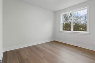 8281 Colling Manor Ct, Alexandria, VA 22308 - Photo 11