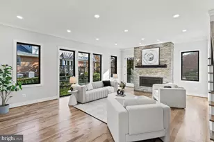 2115 Natahoa Ct, Falls Church, VA 22043 - Photo 9